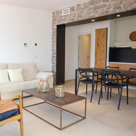 Cala Vadella Beachwalk Suites Bagian luar foto