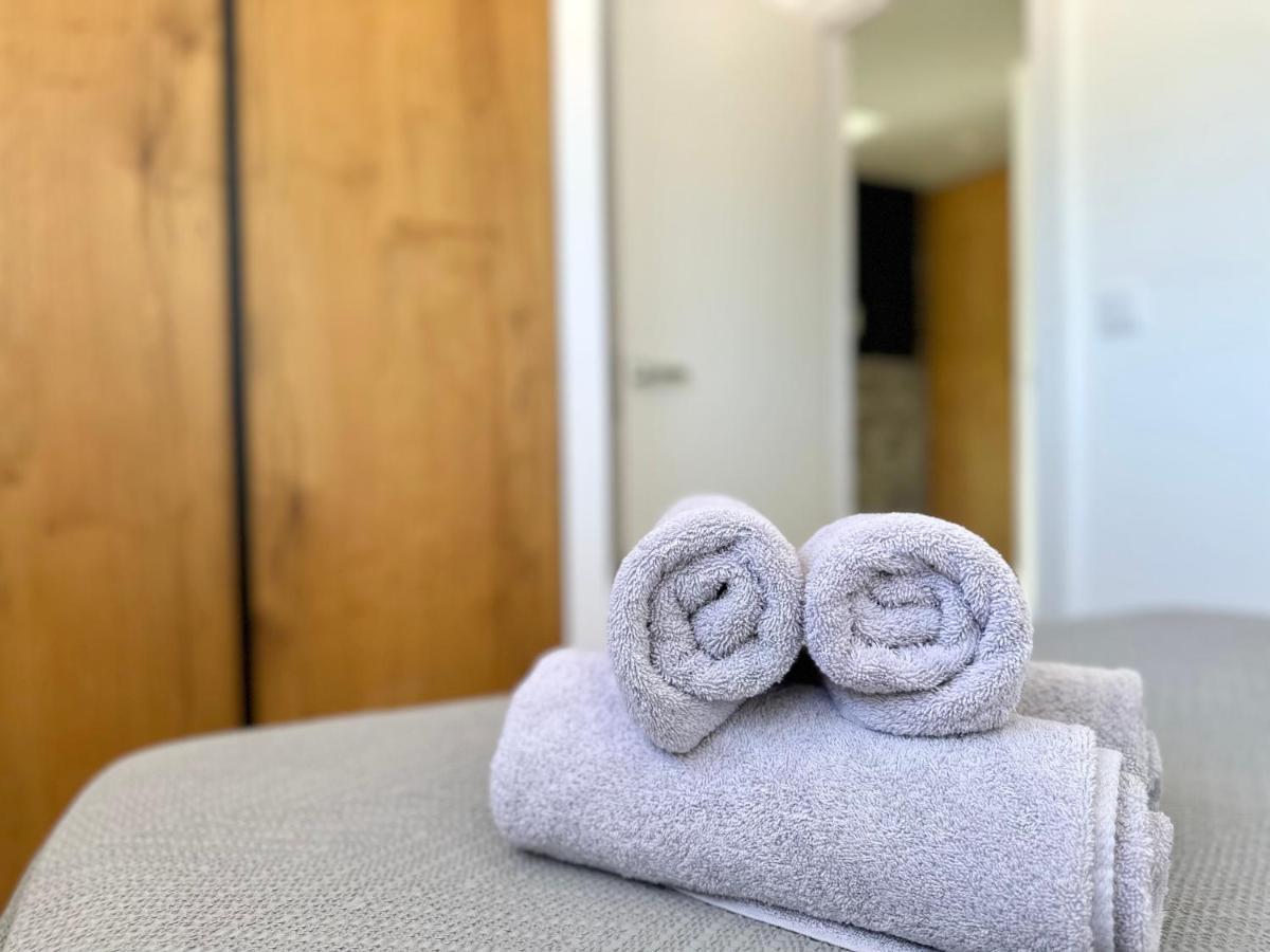 Cala Vadella Beachwalk Suites Bagian luar foto