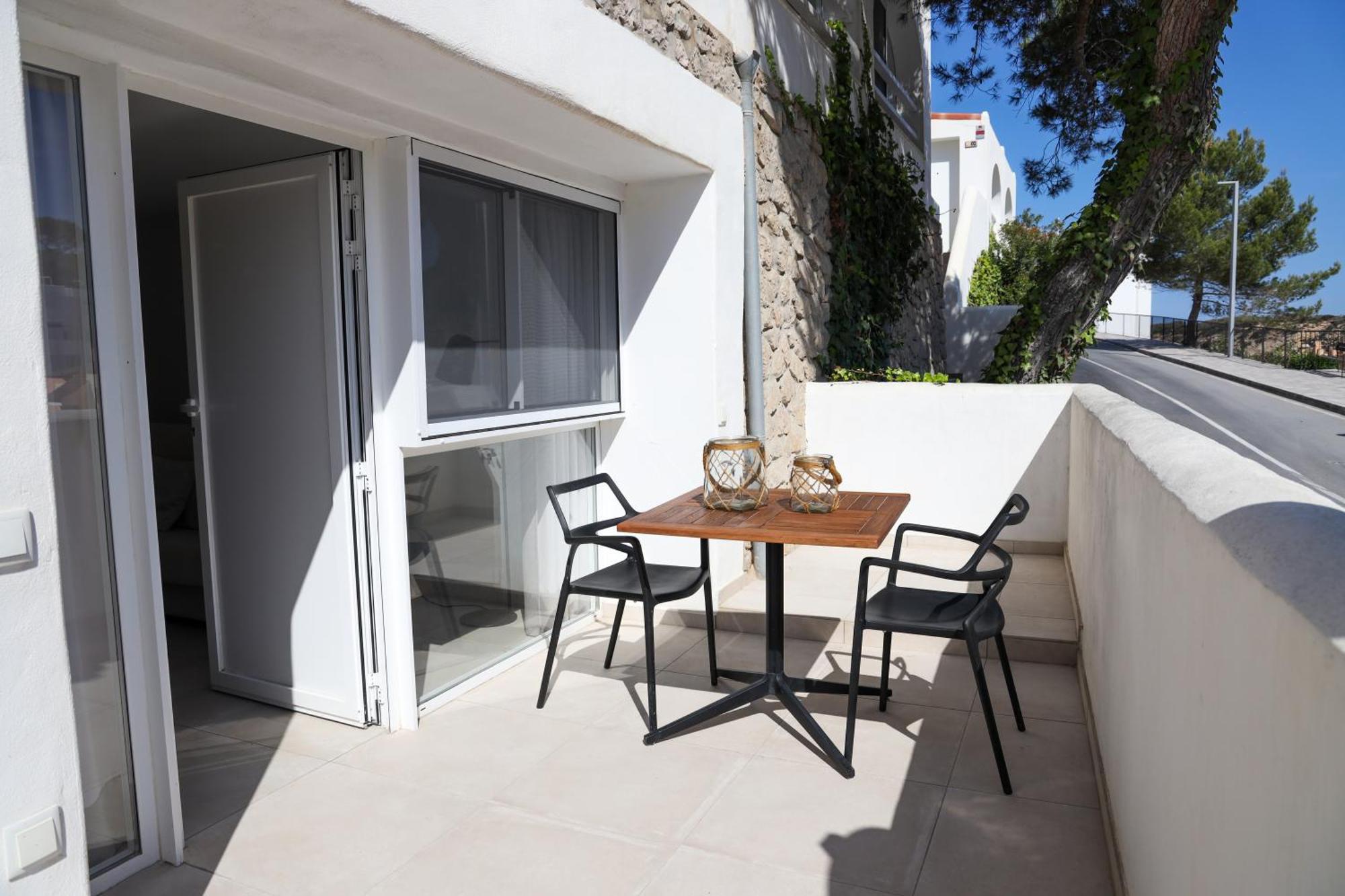 Cala Vadella Beachwalk Suites Ruang foto